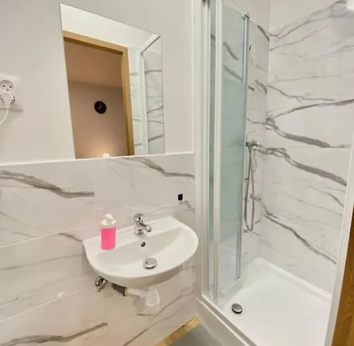 Lägenhet Atrakcyjne Mieszkanie 14